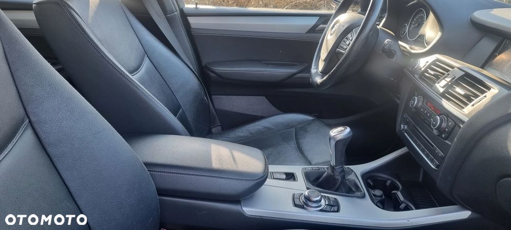 BMW X3 sDrive18d - 9