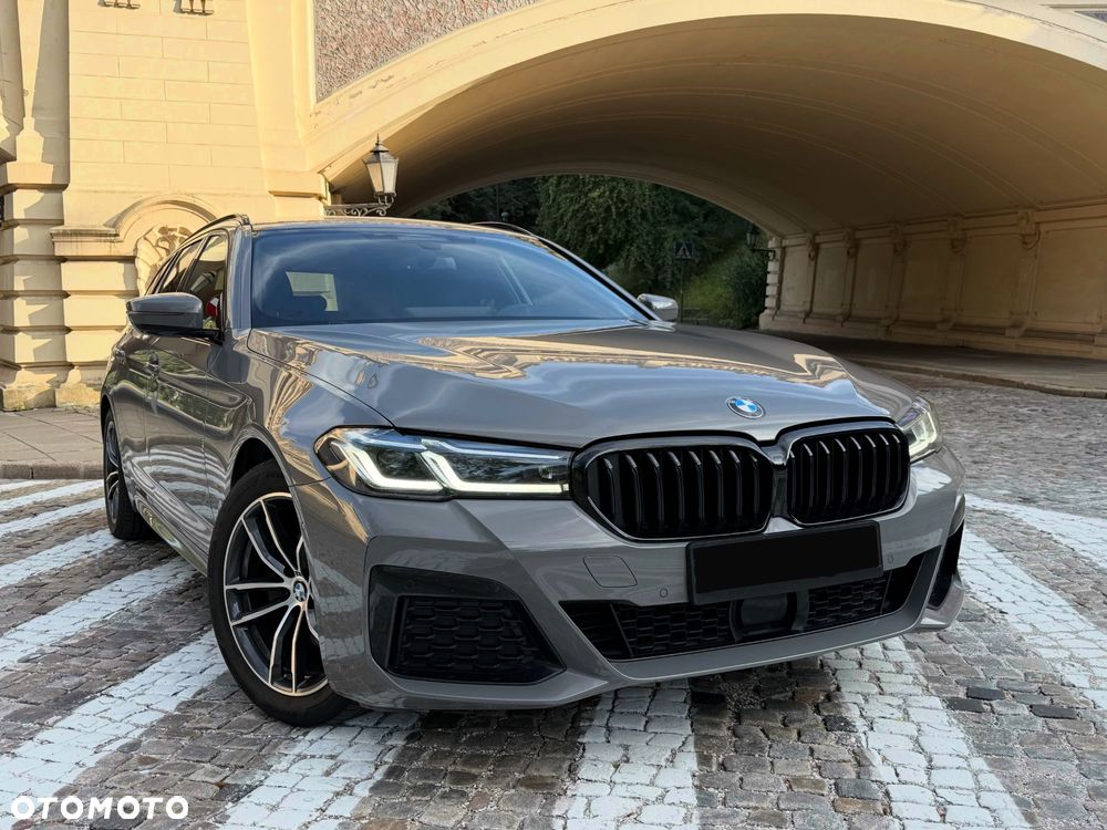 BMW Seria 5 520d M Sport Edition - 1