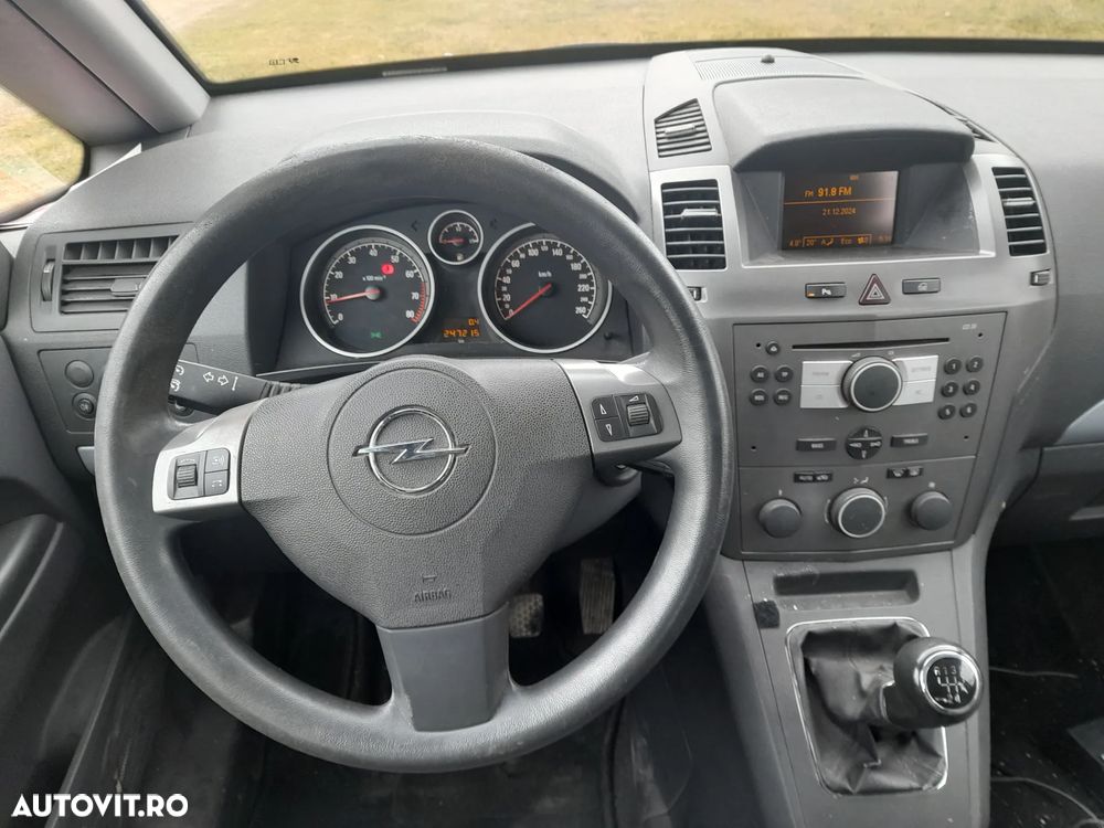 Opel Zafira 1.8 Edition Plus - 4