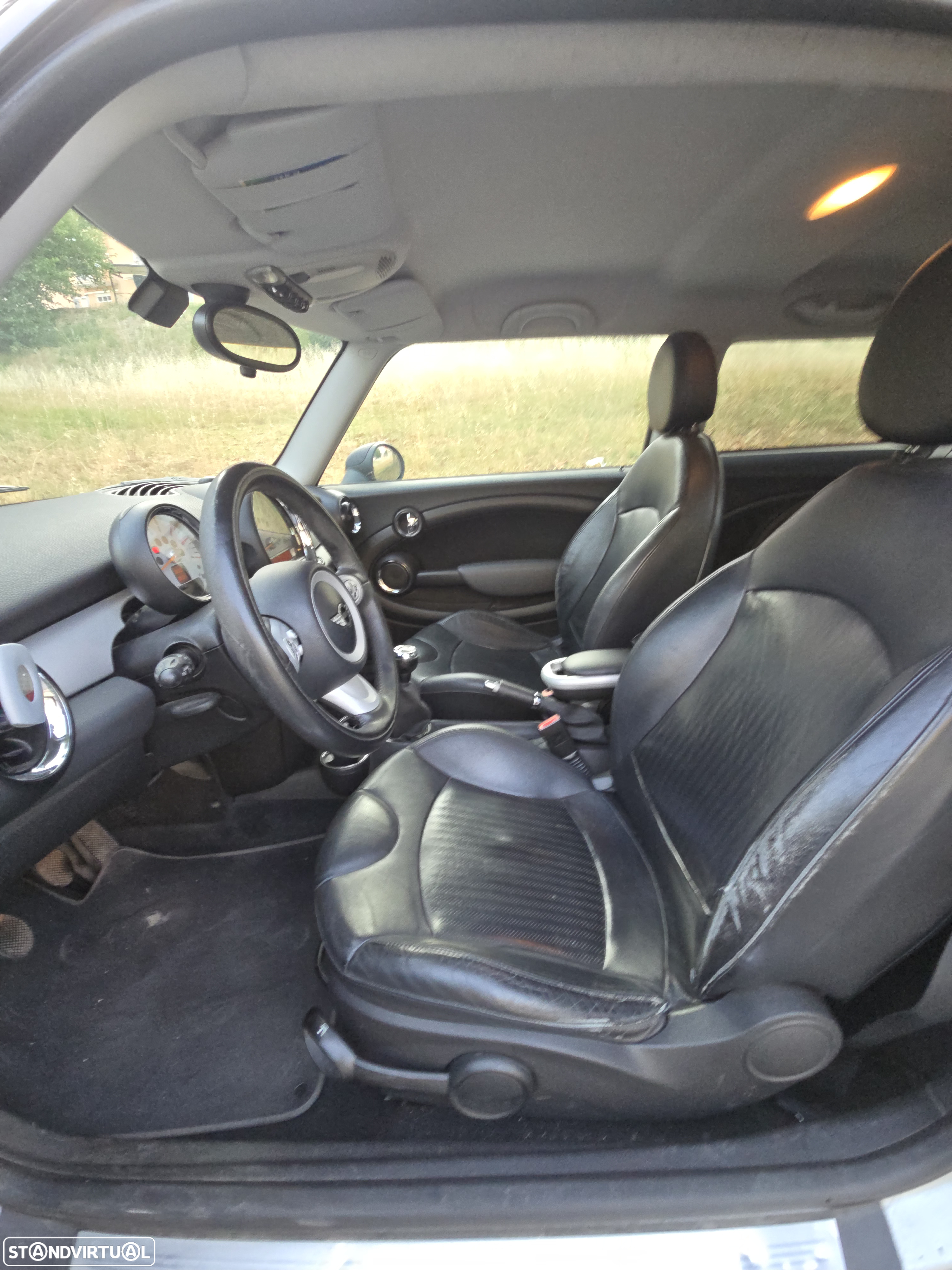 MINI 3 Portas Cooper D - 19