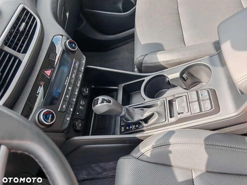 Hyundai Tucson - 13