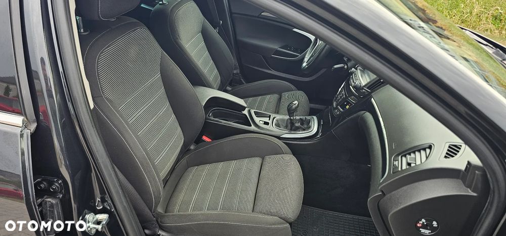 Opel Insignia - 10