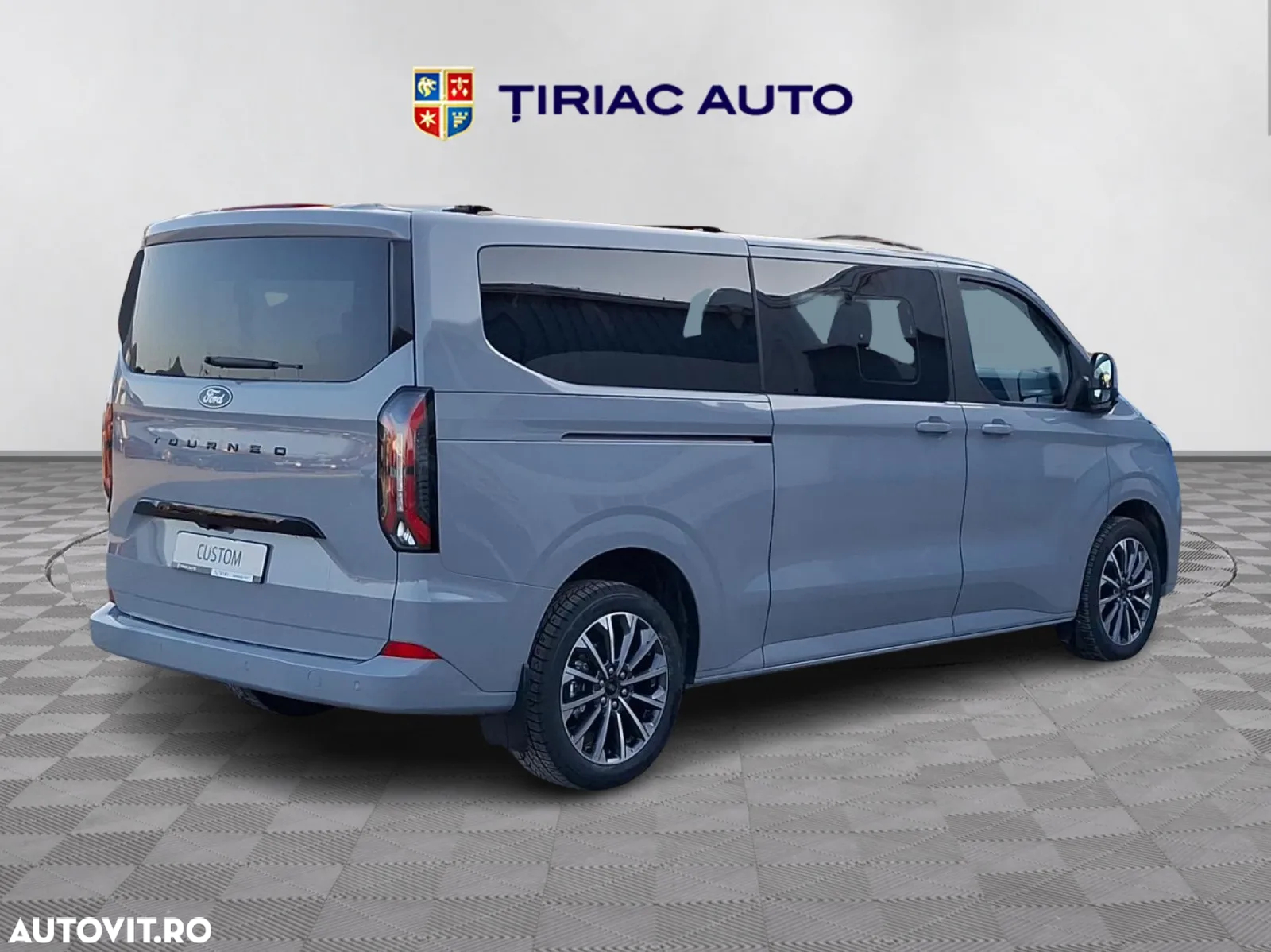 Ford Tourneo Custom Bus 320 2.0 EcoBlue 170 CP L2H1 Titanium X Aut. - 7