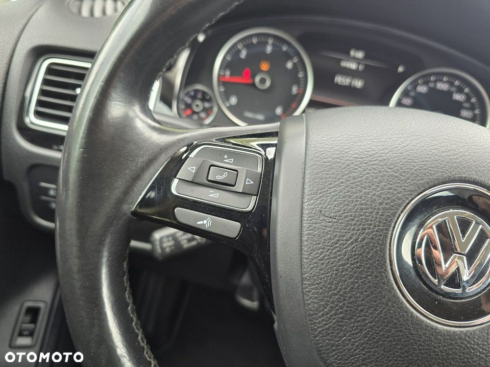 Volkswagen Touareg 3.0 V6 TDI BMT Business Line - 15