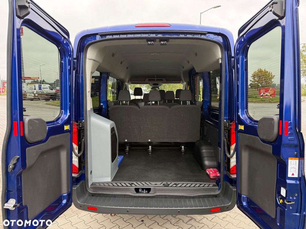Ford Transit - 25