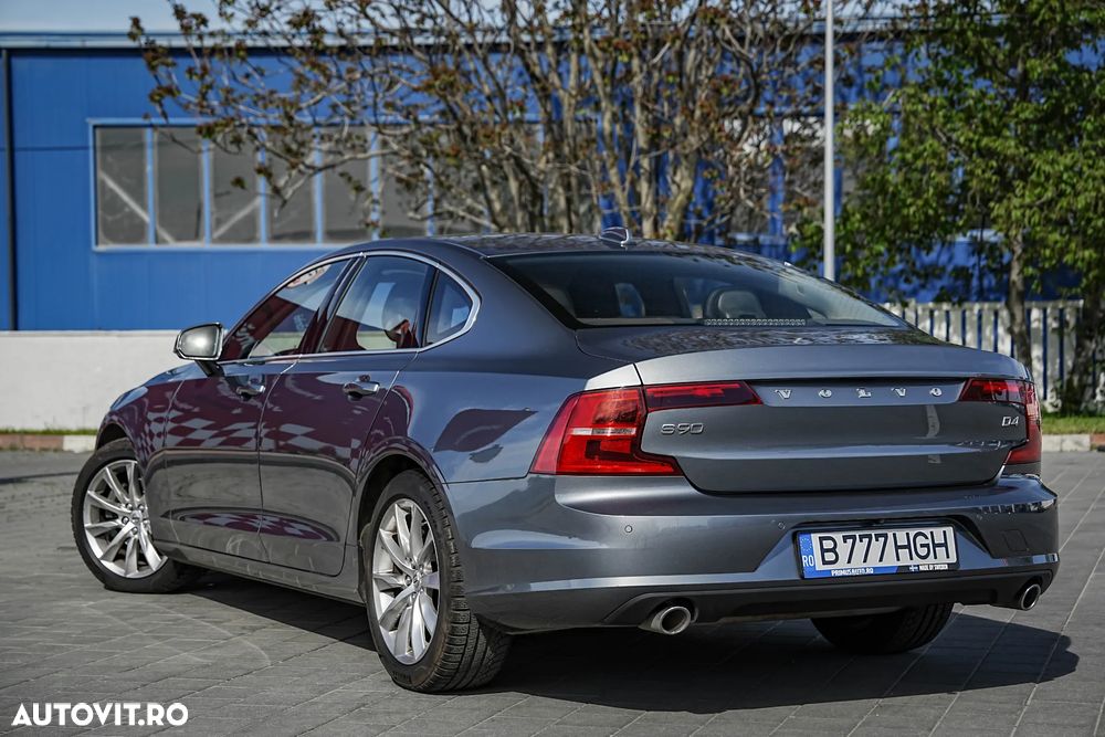 Volvo S90 D4 Momentum - 4