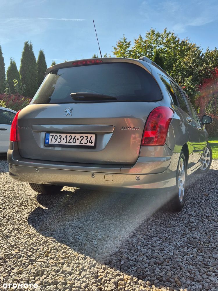 Peugeot 308 HDi FAP 150 Business Line Niveau 2 - 2