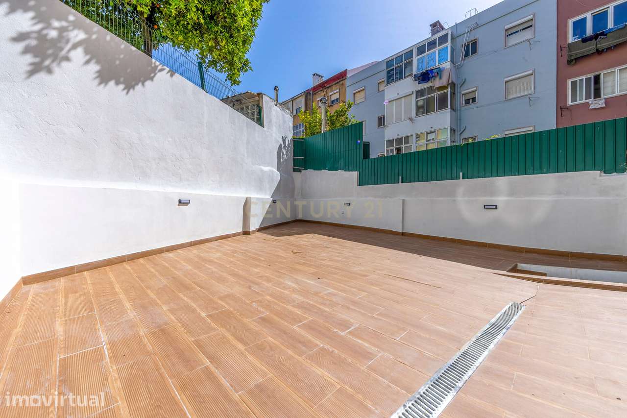 Apartamento T2 com terraço - Amadora - Grande imagem: 2/22