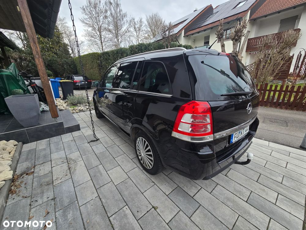 Opel Zafira 1.8 Innovation 110 Jahre - 8