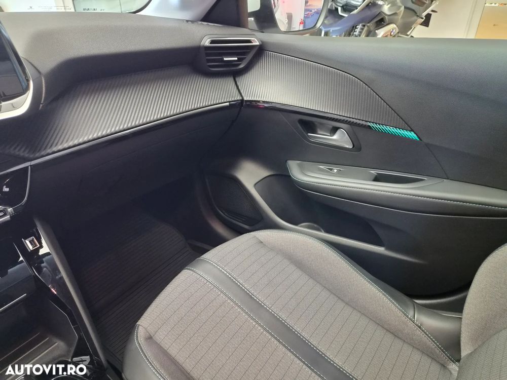 Peugeot 208 e-208 Allure - 27