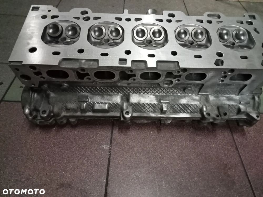 głowica volvo 2.4 b 1001837 po regeneracji - 3