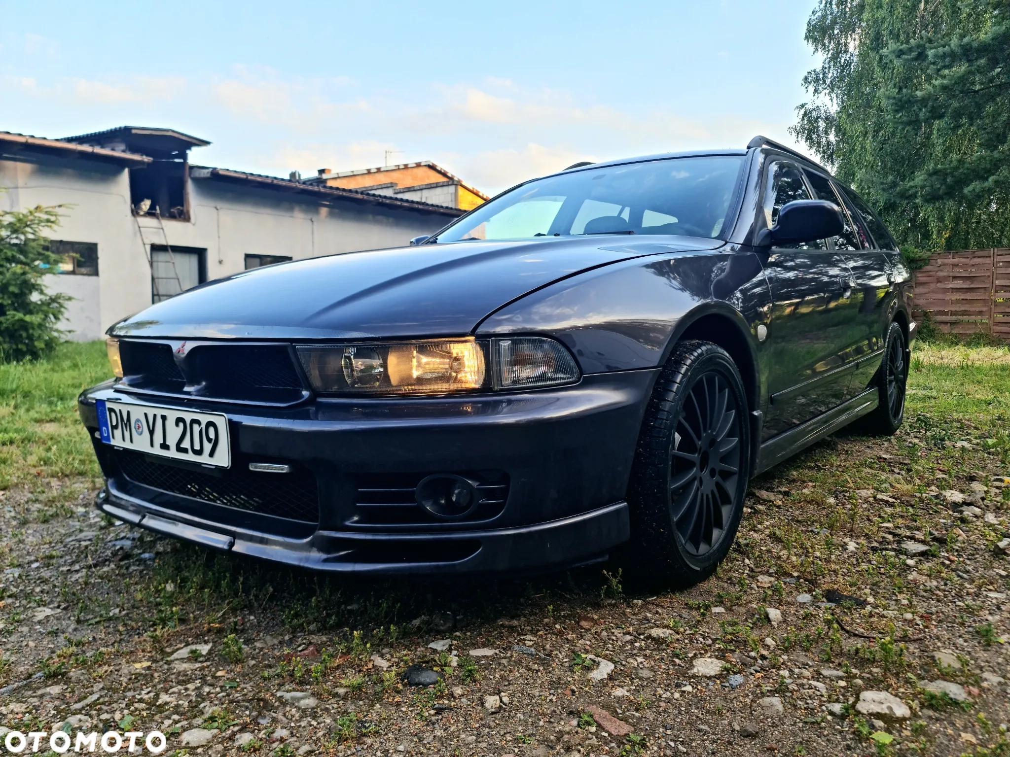 Mitsubishi Galant 2.5 V6 - 8