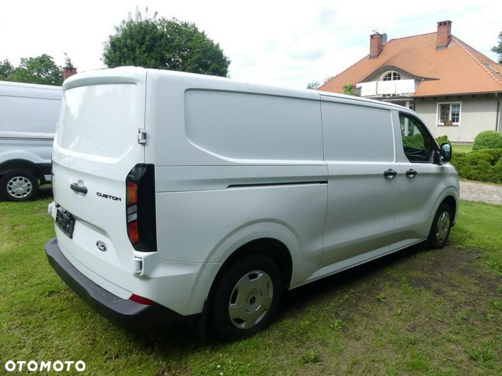 Ford Transit Custom - 21