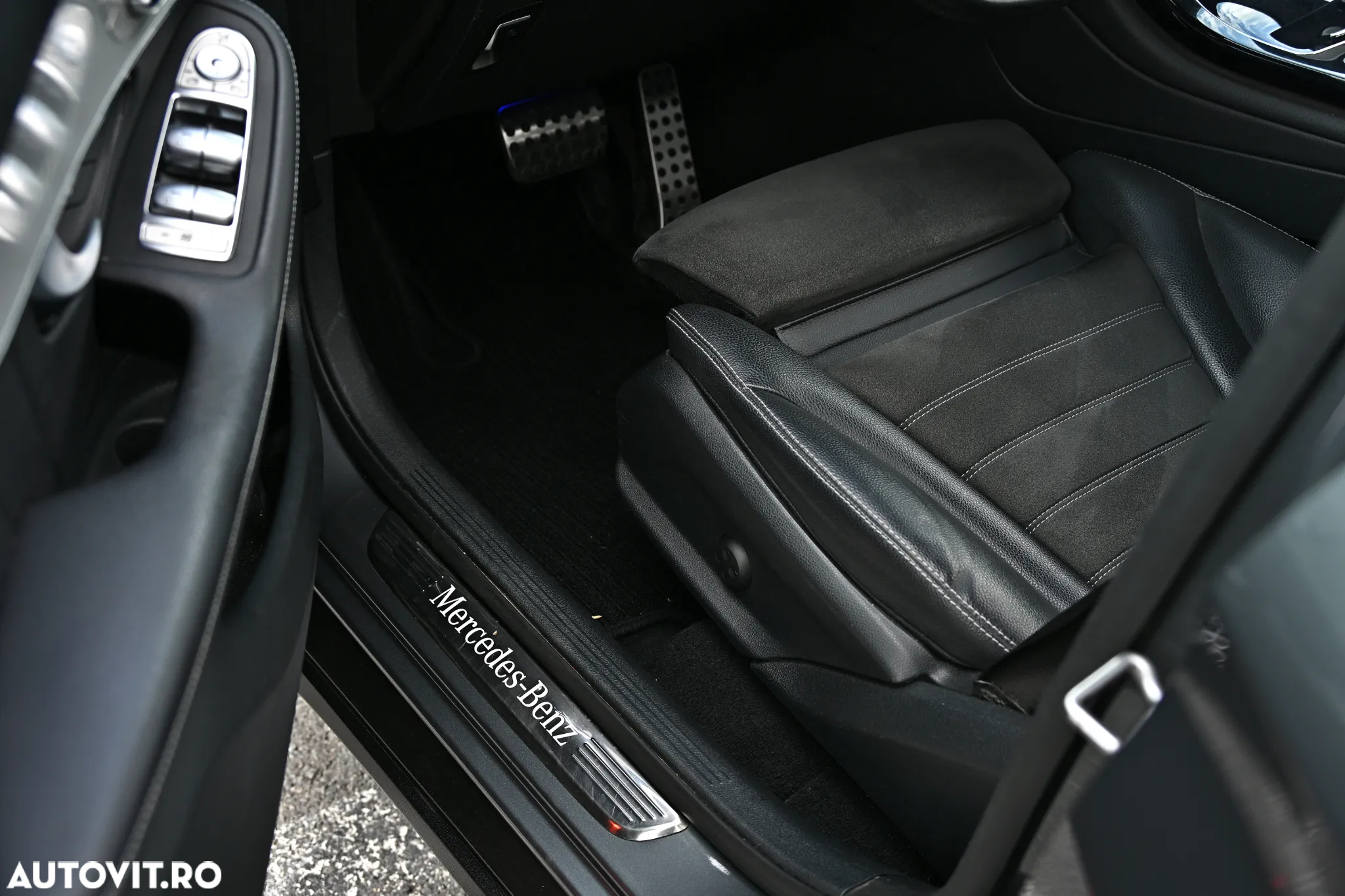 Mercedes-Benz GLC 300 d 4MATIC - 29