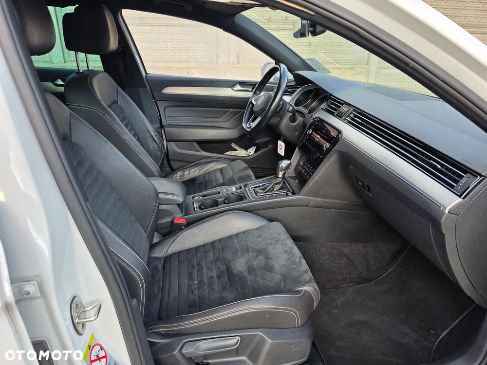 Volkswagen Passat Variant 1.4 TSI Plug-In Hybrid GTE DSG - 11