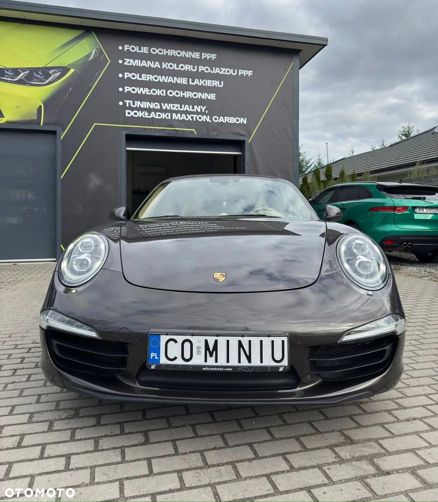 Porsche 911 Carrera 4 PDK - 1