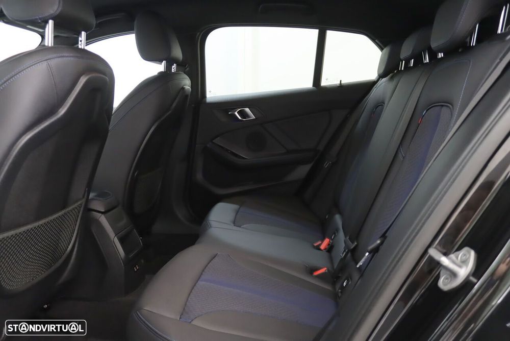 BMW 116 d Pack Desportivo M Auto - 7