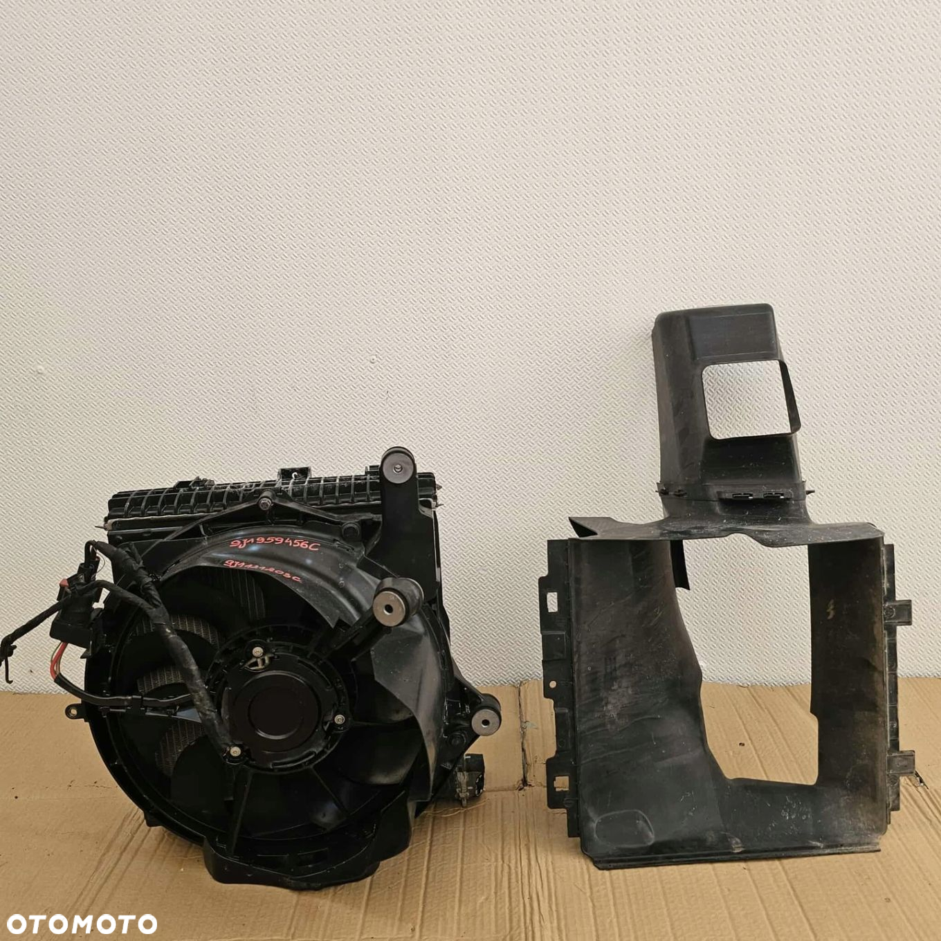 PORSCHE TAYCAN 9J1 AUDI GT E-TRON KOMPLET CHŁODNIC WODY WENTYLATOR LEWY - 2