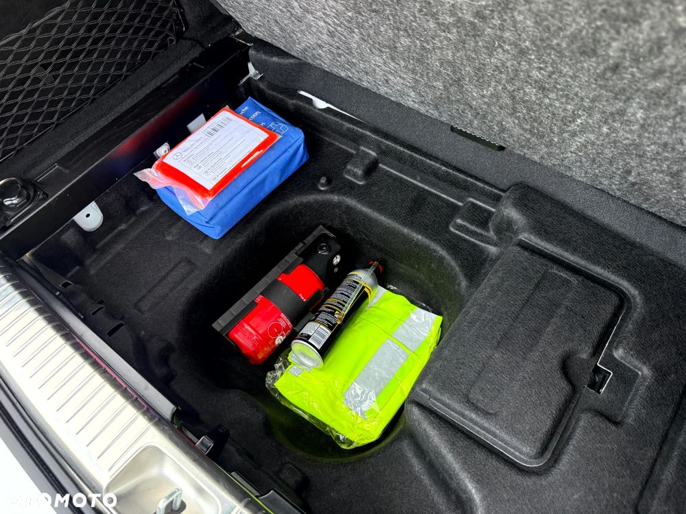 Mercedes-Benz Klasa C 220 d 9G-TRONIC Avantgarde - 34