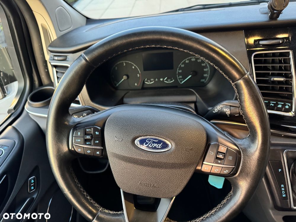 Ford Tourneo Custom 320 L1H1 VA Autm Titanium - 16