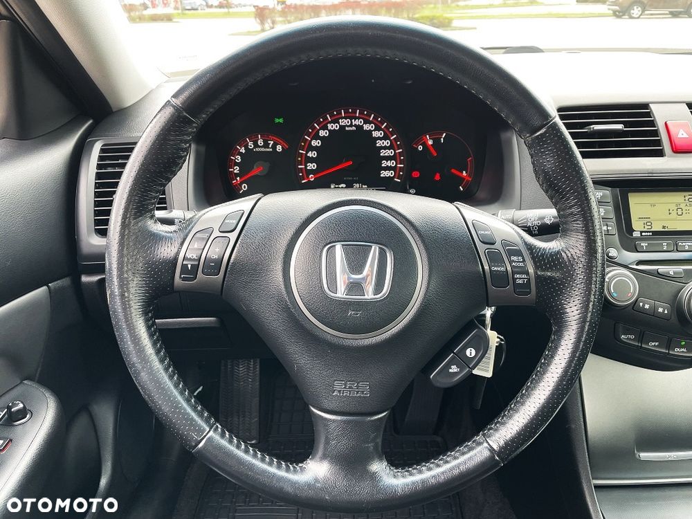Honda Accord 2.0 i Sport - 27