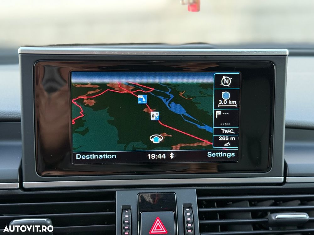 Audi A6 Avant 2.0 TDI Ultra DPF S tronic - 21