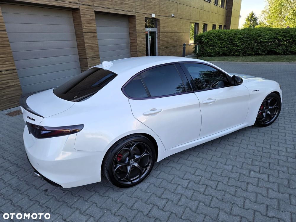 Alfa Romeo Giulia 2.0 Turbo 16V AT8 Veloce Ti - 4