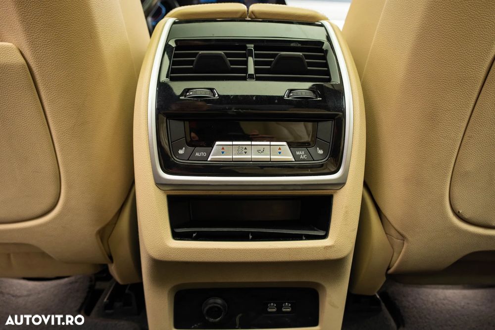 BMW X7 xDrive40d MHEV - 33