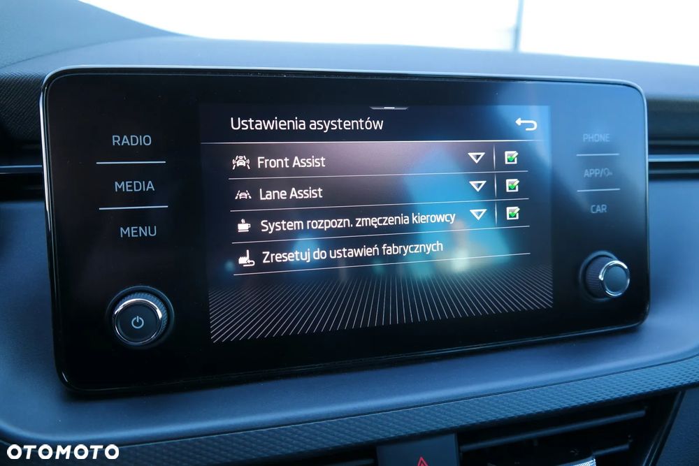 Skoda Kamiq 1.0 TSI Ambition DSG - 24
