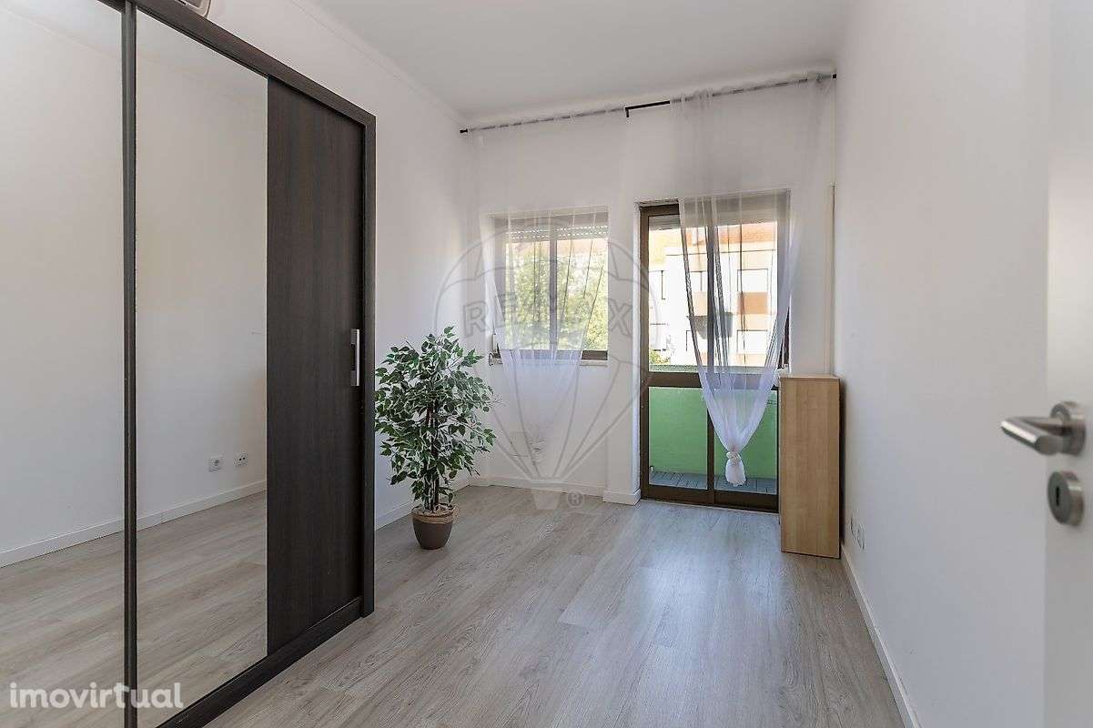 Apartamento T2 para arrendamento - Grande imagem: 4/5