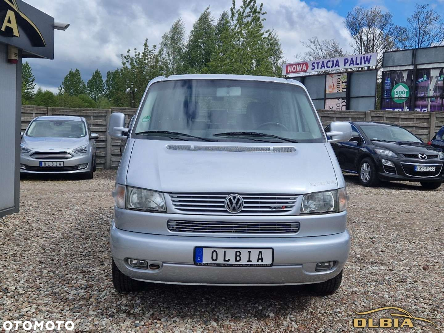 Volkswagen Multivan - 10