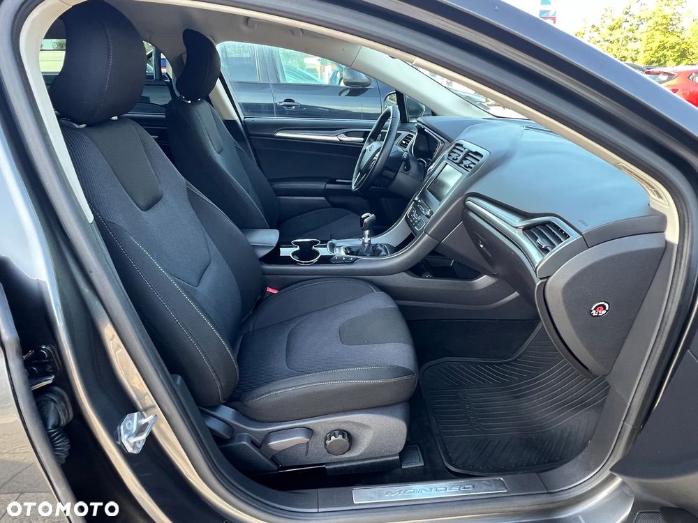 Ford Mondeo SW 2.0 TDCi S&S Trend - 20
