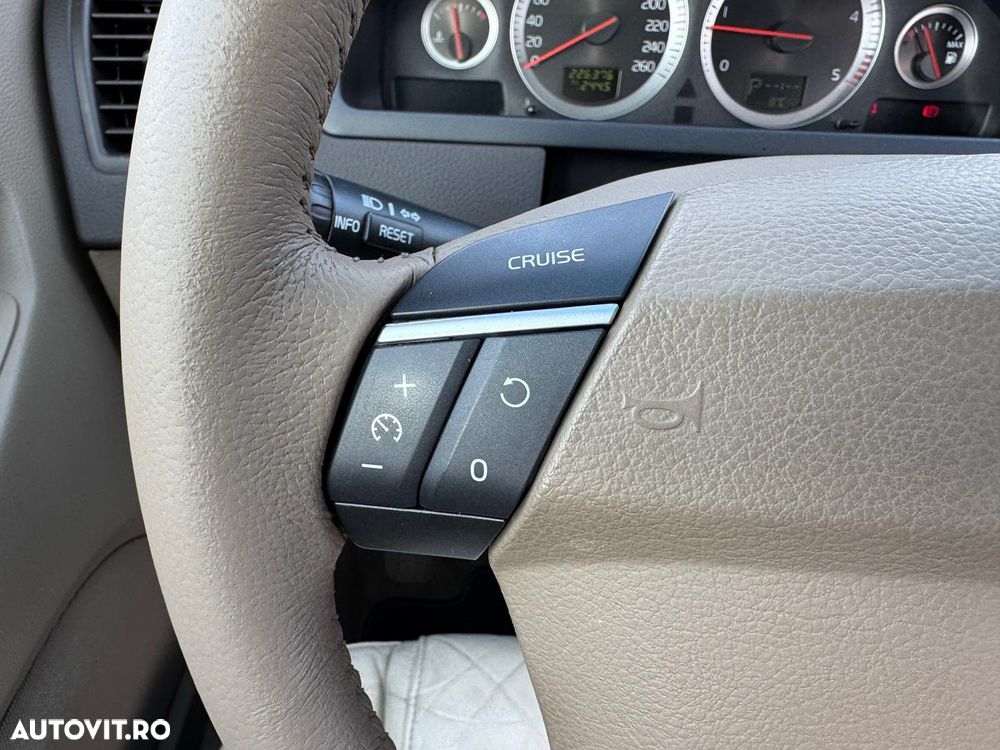 Volvo XC 90 D5 AWD Geartronic Edition Pro - 24