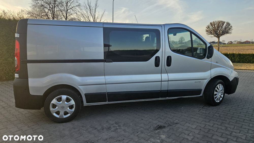 Renault Trafic - 2