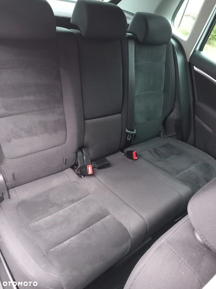Volkswagen Tiguan - 6