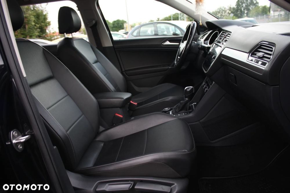 Volkswagen Tiguan Allspace 2.0 TSI 4Motion DSG Highline - 28