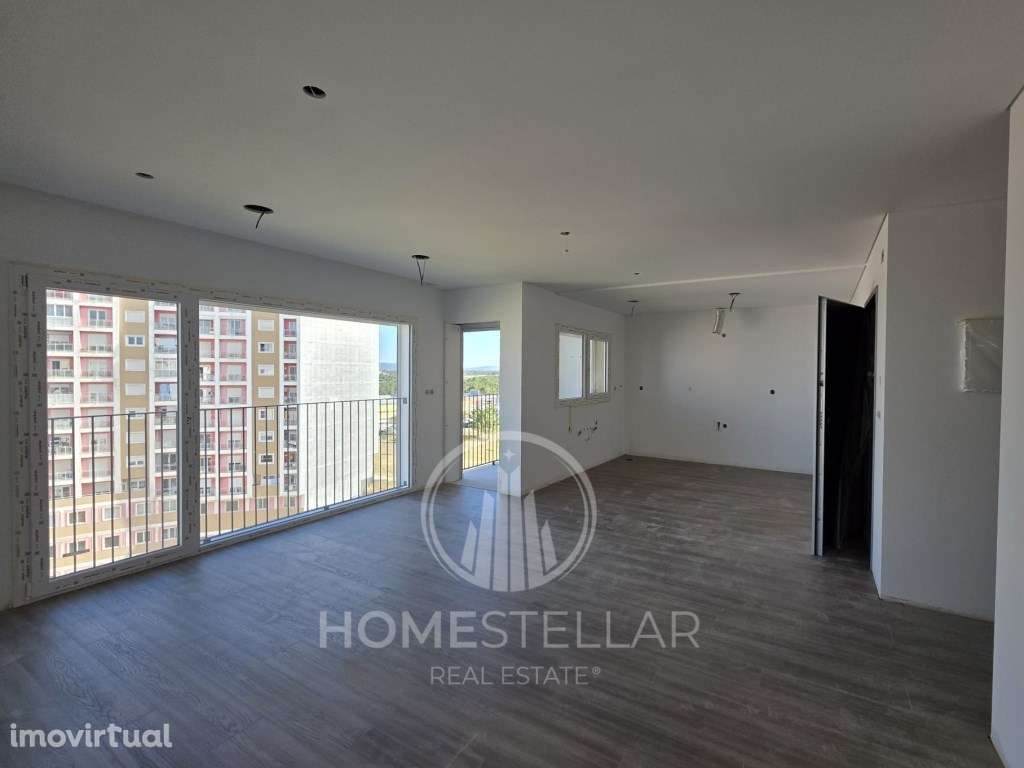 Apartamento T3 Santa Marta do Pinhal - Grande imagem: 2/16