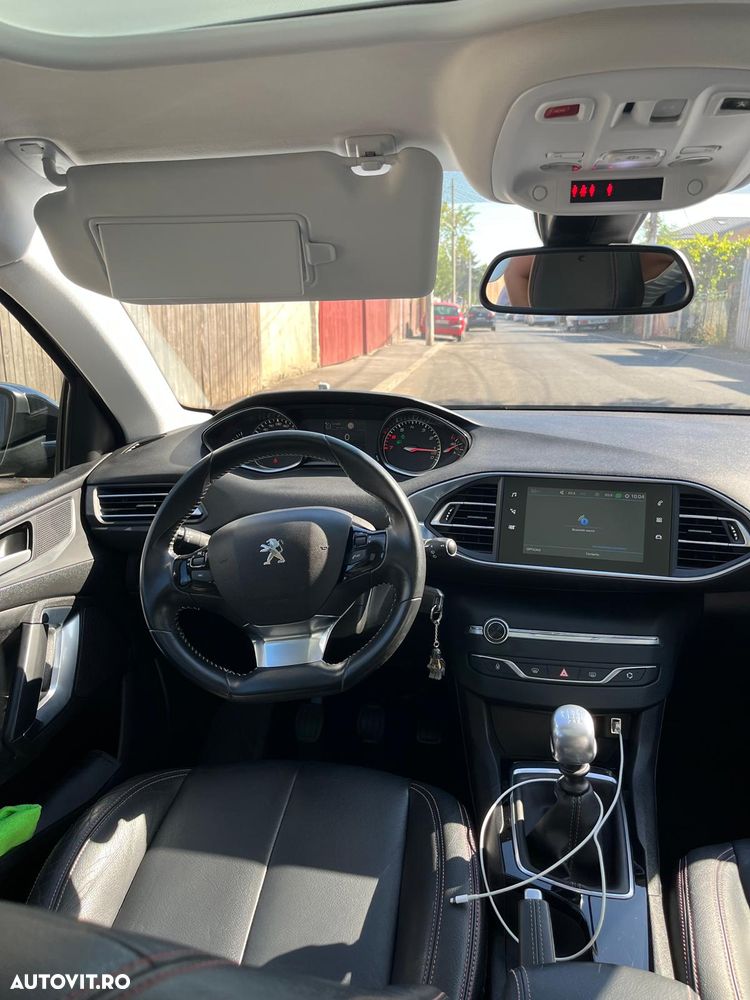 Peugeot 308 1.2 L PureTech Turbo S&S Active - 7
