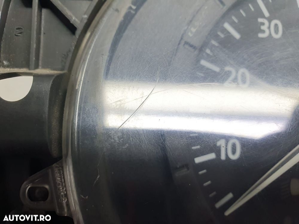 Ceasuri bord p8200752813 Dacia Logan 1 [facelift] [2007 - 2012] 1.5 D - 4