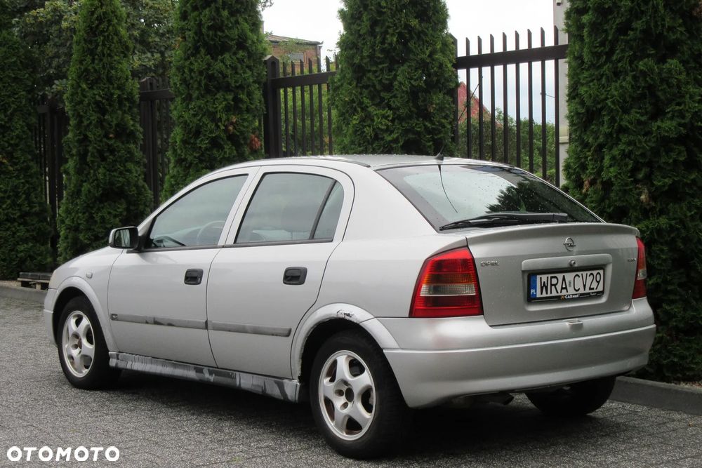 Opel Astra - 3