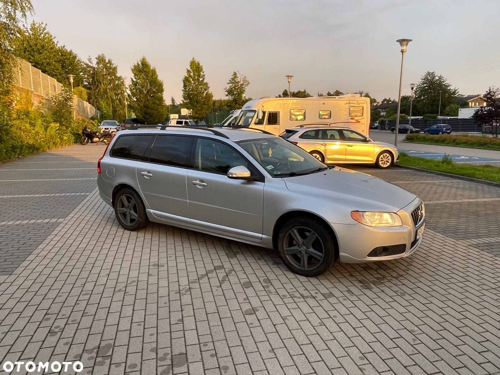 Volvo V70 - 1