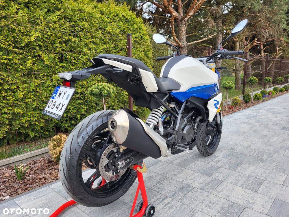 BMW G - 11