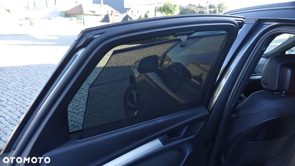 Audi Q5 Sportback - 25
