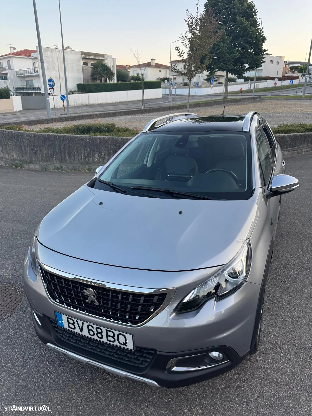 Peugeot 2008 PureTech 110 Stop&Start EAT6 Crossway - 4