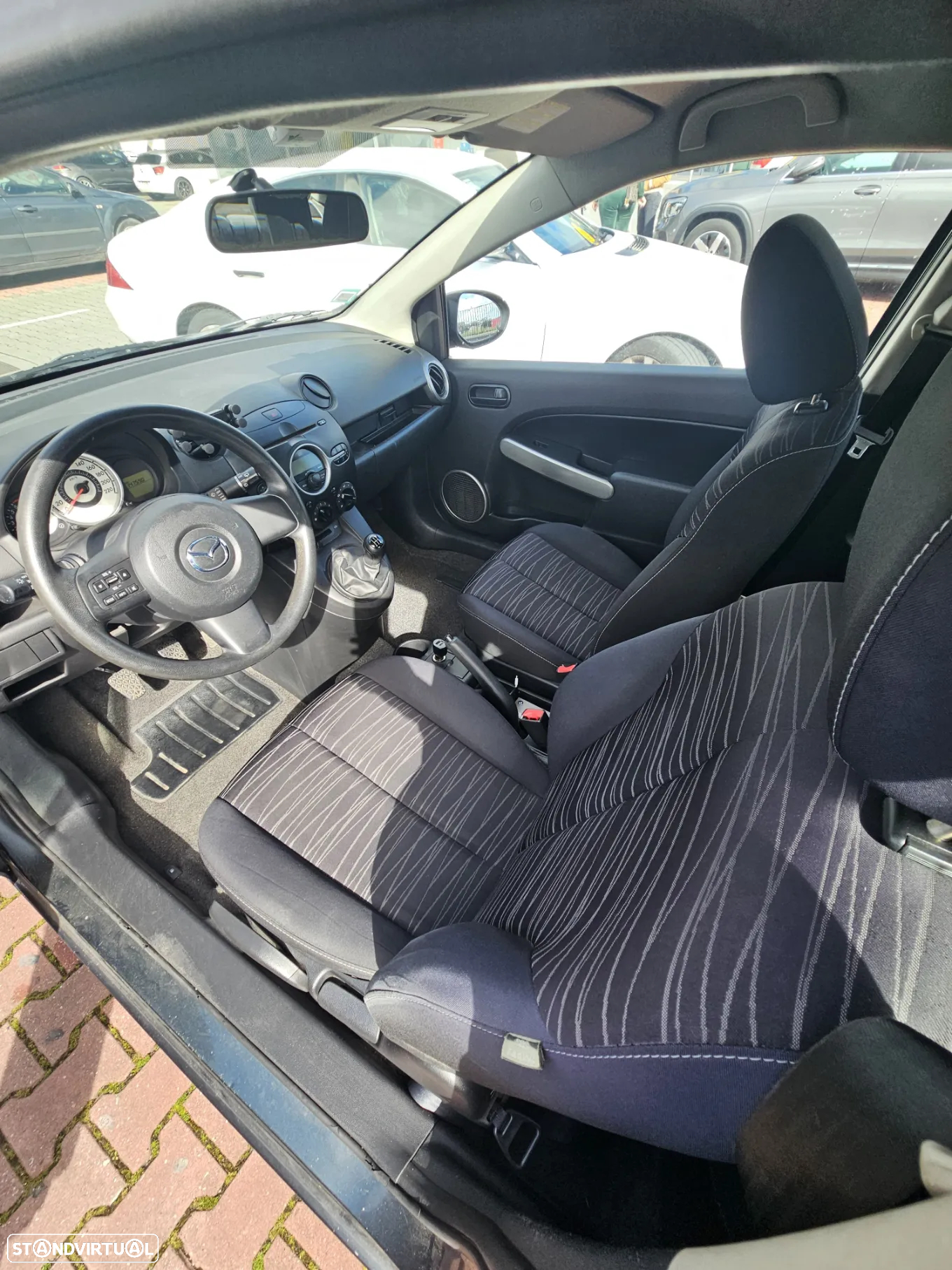 Mazda 2 1.3 MZR Comfort - 9