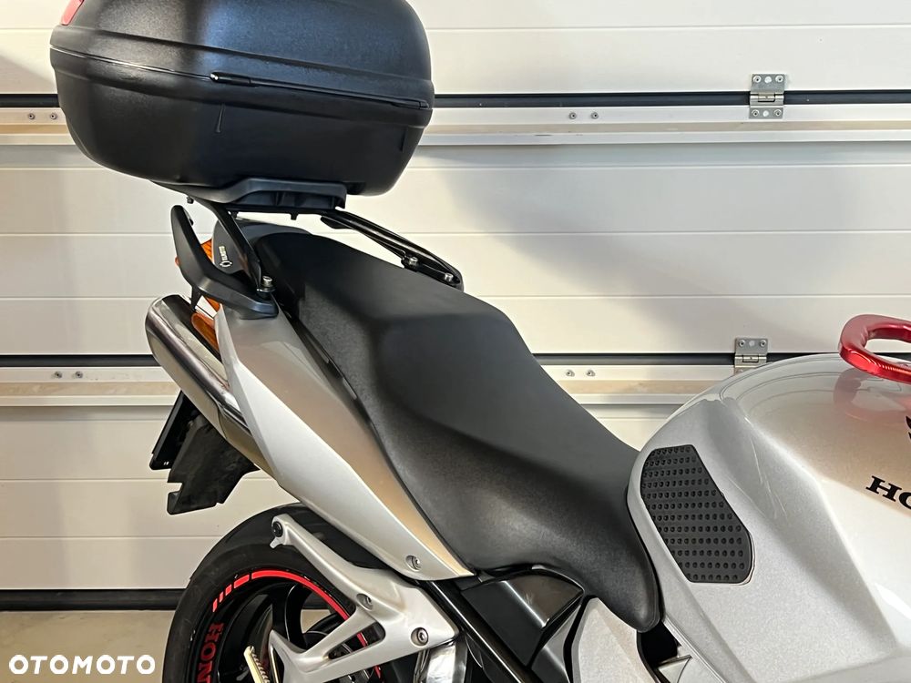 Honda VFR - 11