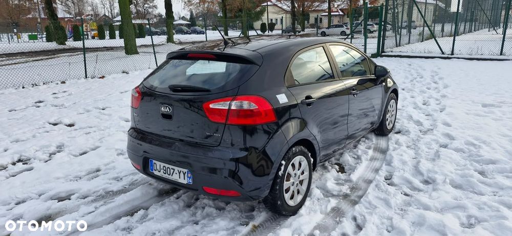 Kia Rio 1.2 Dream Team Edition - 2