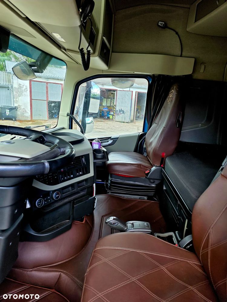 Volvo FH 460 - 8