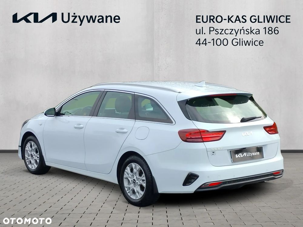 Kia Ceed 1.5 T-GDI M - 3