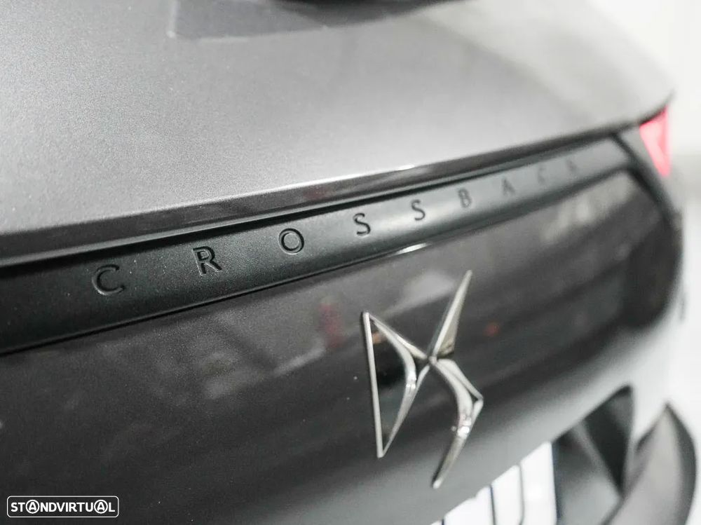 DS DS7 Crossback E-Tense Performance Line EAT8 - 9